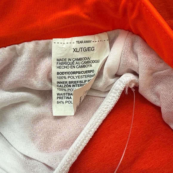 COPY - Under Armour Women’s Running Gym Shorts Activewear Red XL NWT Fly By 2.0 - Picture 6 of 10